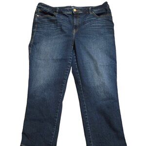 The‎ Platinum Crop by Chico's 2.5 Denim Pant